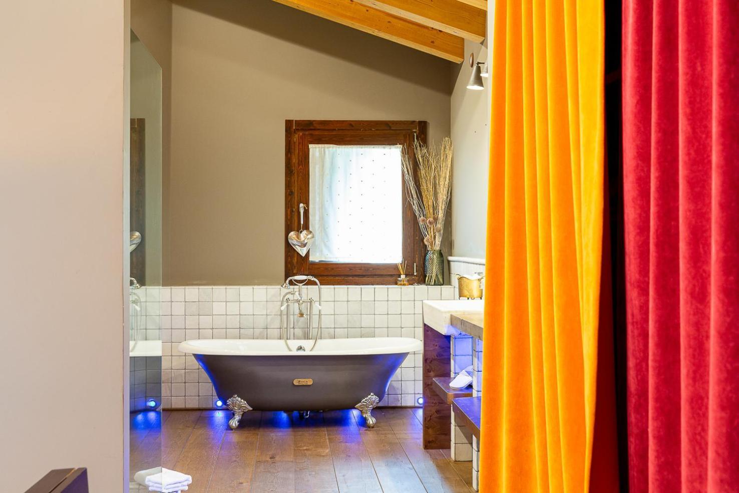 Lodge Borda Del Pi *